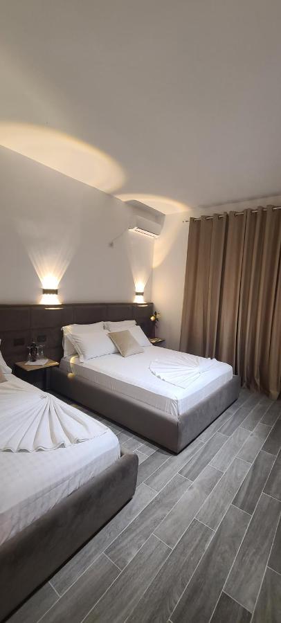 Juriki Apartament Vlorë Buitenkant foto